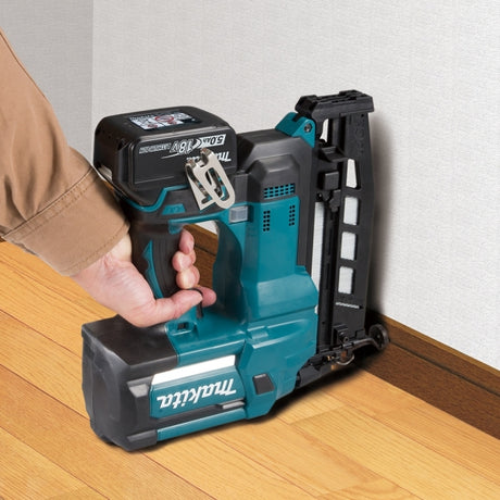 Makita 牧田 DBN600Z 18V 充電式T針釘槍 (淨機)-hong-kong