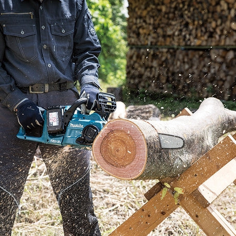 Makita DUC353Z 充電式鏈鋸350毫米(14")(無碳刷馬達)(鋰18Vx2)(淨機)-hong-kong